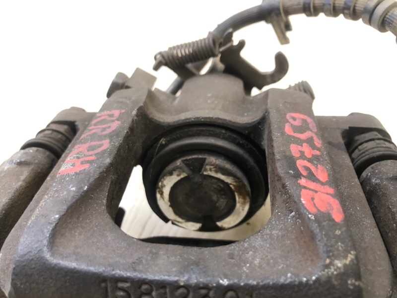 Суппорт тормозной задний правый GRAND CARAVAN 08- Суппорт тормозной задний правый GRAND CARAVAN 08-