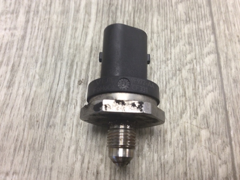 Датчик давления топлива FORD FUSION 14- SEDAN C20HDTX Датчик давления топлива FORD FUSION 14- SEDAN C20HDTX