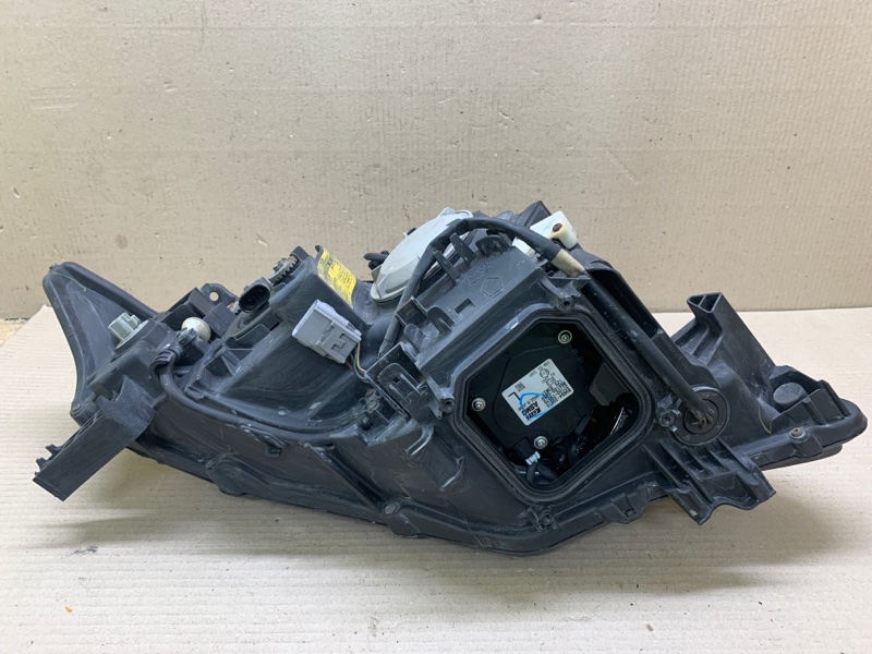 Фара левая RX350/450 09-15 2011 3.5 2GR-FE Фара левая RX350/450 09-15 2011 3.5 2GR-FE