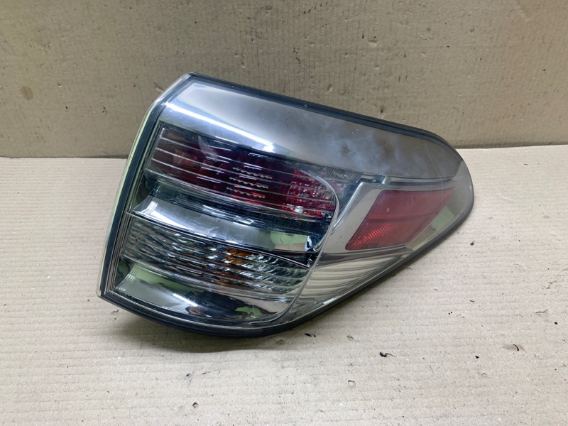Фонарь наружный правый LEXUS RX350/450 09-15 2011 3.5 2GR-FE 81550-0E021 Б/У