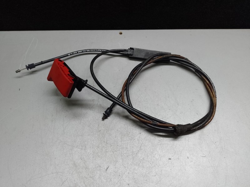 Запчасть трос замка капота MERCEDES GL-CLASS X164 06-12 2011 LONG M273923 4.7L A 164 880 02 59 Б/У Трос замка капота MERCEDES GL-CLASS X164 06-12 2011 LONG M273923 4.7L A 164 880 02 59 Б/У