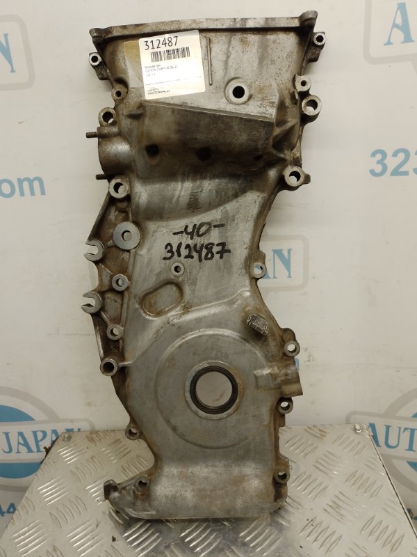 Крышка ГРМ TOYOTA CAMRY 40 06-11 11310-0H011 Б/У