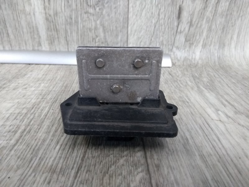 Резистор печки 323 BA 94-97