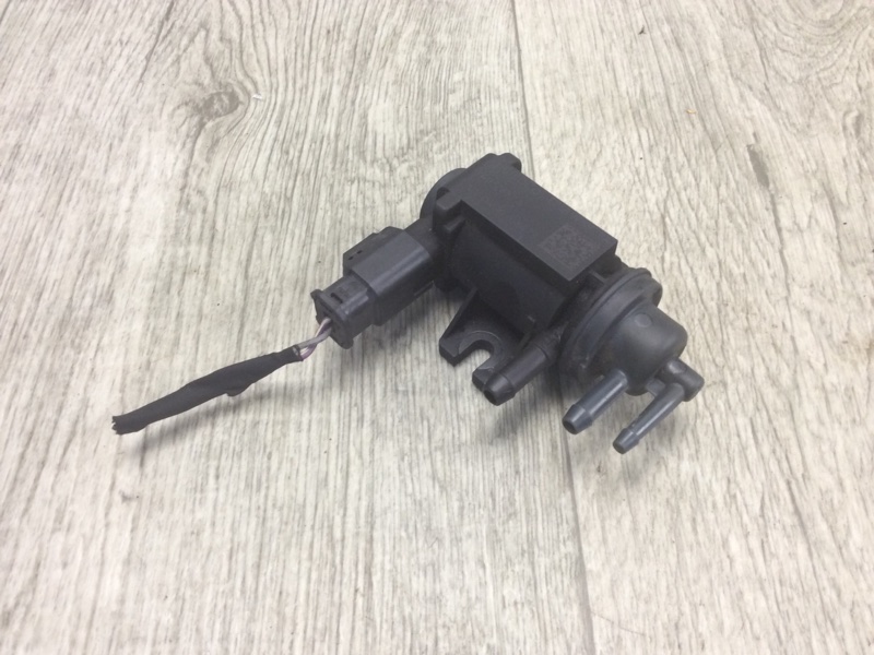 Клапан электромагнитный (вакуумный) FORD FUSION 14- 2017 SEDAN C20HDTX F2GZ-9E882-A Б/У