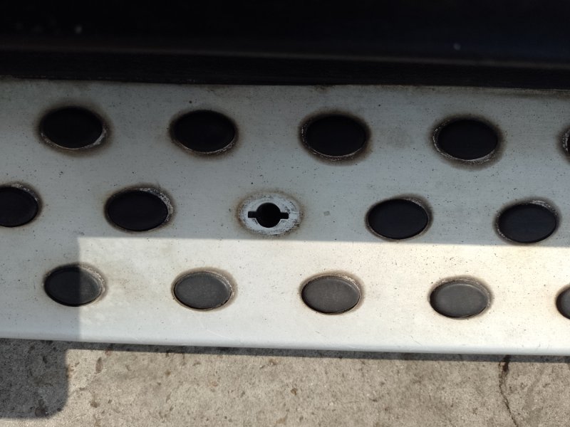 Подножка левая MERCEDES GL-CLASS X164 06-12 M273923 4.7L