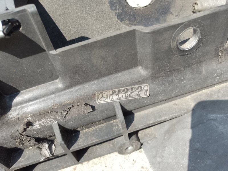 Подножка левая GL-CLASS X164 06-12 2011 M273923 4.7L