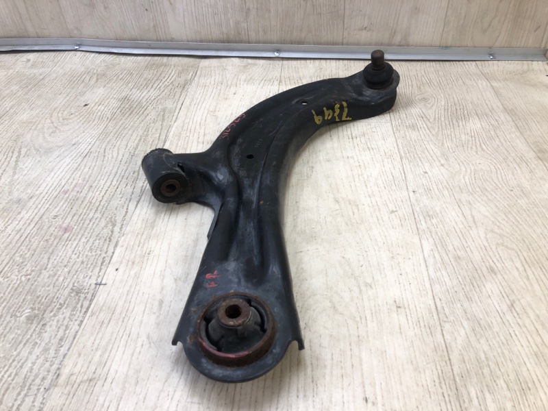 Рычаг передней подвески нижний правый SENTRA B17 12-21 2015 B17 1.8 MRA8DE Рычаг передней подвески нижний правый SENTRA B17 12-21 2015 B17 1.8 MRA8DE