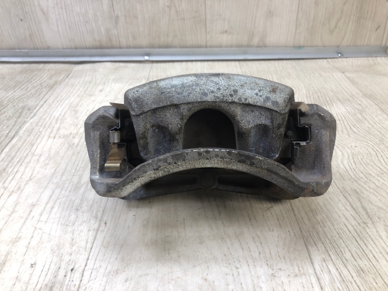 Суппорт тормозной передний правый SENTRA B17 12-21 2015 B17 1.8 MRA8DE Суппорт тормозной передний правый SENTRA B17 12-21 2015 B17 1.8 MRA8DE