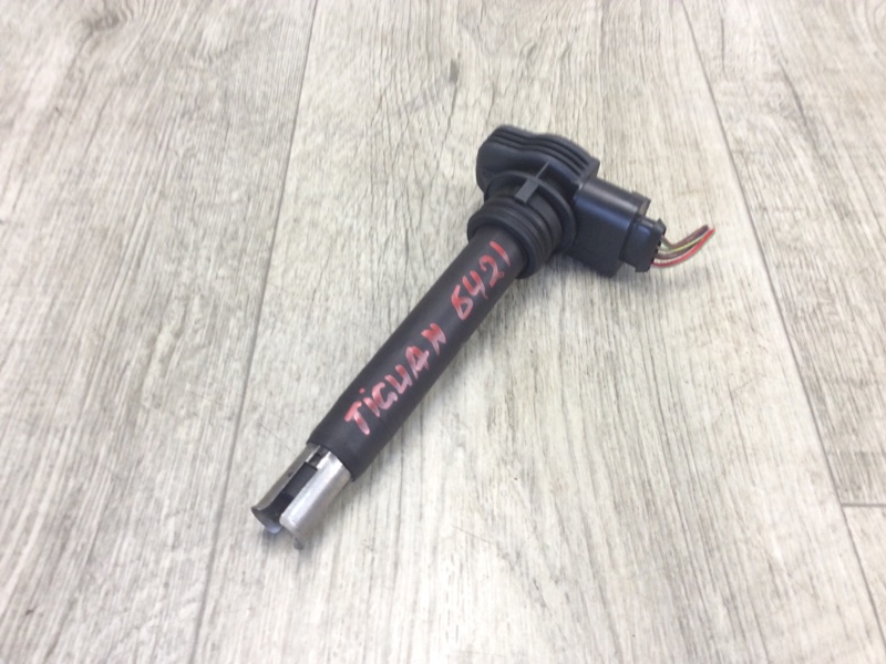 Катушка зажигания VOLKSWAGEN TIGUAN 08-17 2011 5N 2.0 CCTA 07K905715F Б/У
