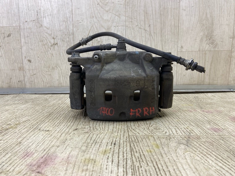 Суппорт тормозной передний правый Q50 15-20 2016 SEDAN 2.0T M274