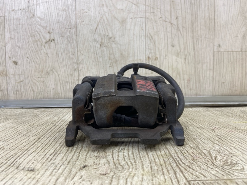 Суппорт тормозной задний левый INFINITI Q50 15-20 2016 SEDAN 2.0T M274 440111AA0A Б/У