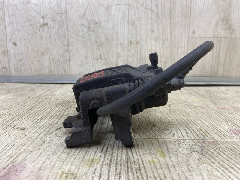 Суппорт тормозной задний левый Q50 15-20 2016 SEDAN 2.0T M274