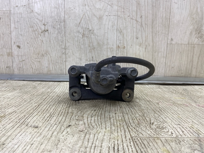 Суппорт тормозной задний правый INFINITI Q50 15-20 SEDAN 2.0T M274