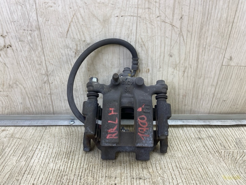 Суппорт тормозной задний правый INFINITI Q50 15-20 2016 SEDAN 2.0T M274 440011AA0A Б/У