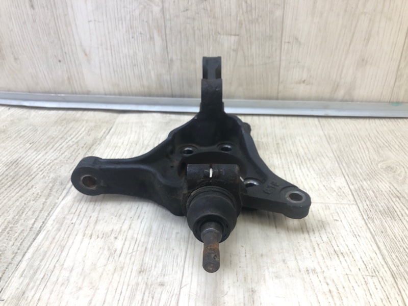 Кулак поворотный передний правый SUBARU CROSSTREK 12-17 GP FB20X e-Boxer