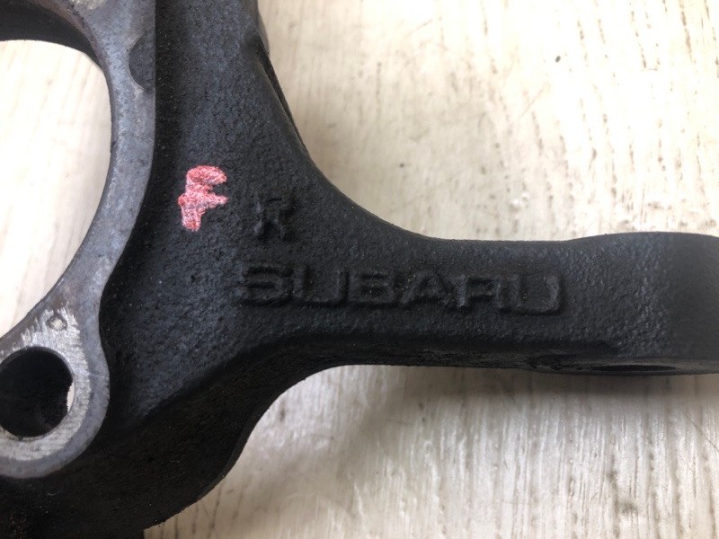 Кулак поворотный передний правый CROSSTREK 12-17 2015 GP FB20X e-Boxer