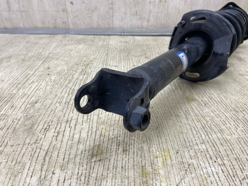 Амортизатор задний Q50 15-20 2016 SEDAN 2.0T M274