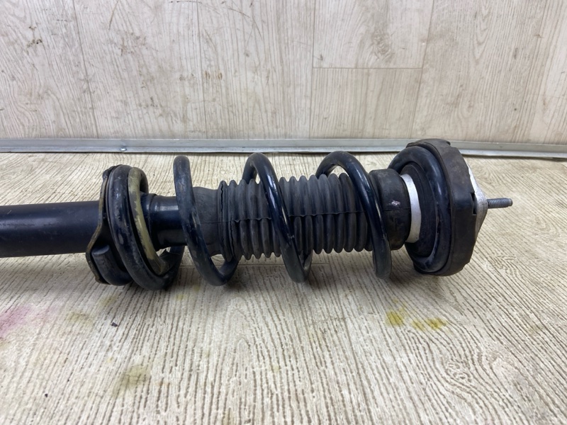 Амортизатор передний INFINITI Q50 15-20 SEDAN 2.0T M274