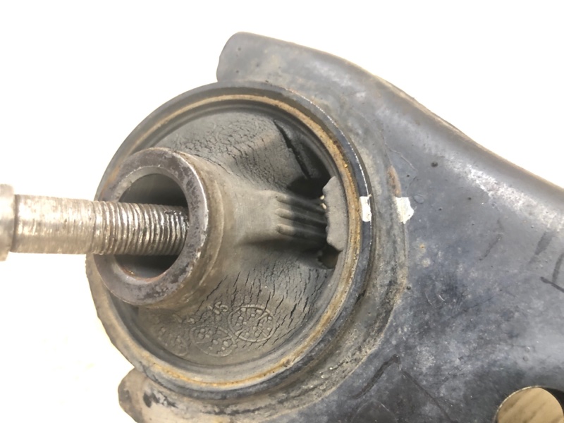 Рычаг передней подвески нижний левый CROSSTREK 12-17 2015 GP FB20X e-Boxer