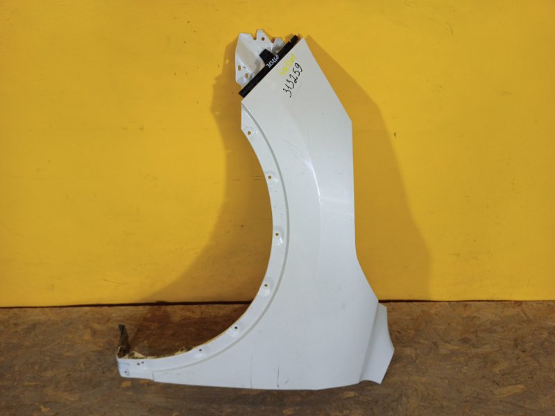 Крыло переднее переднее левое NISSAN QASHQAI/ROGUE SPORT 14- F31014EAMB Б/У