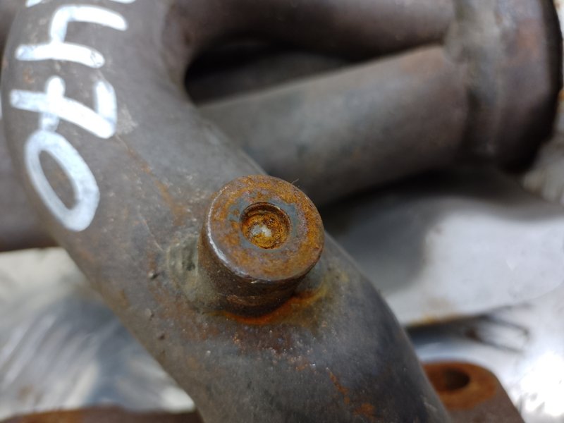 Коллектор выпускной G25/G35/G37/Q40 06-14