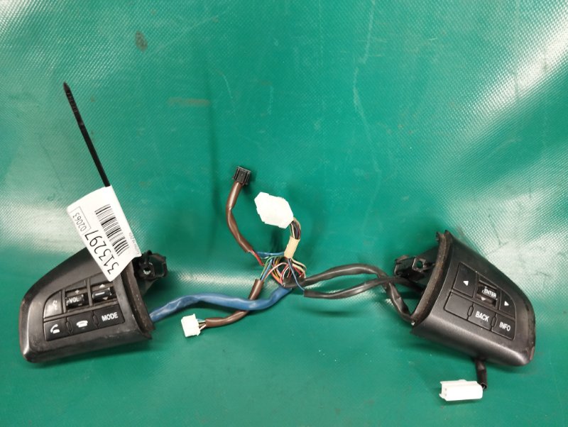 Запчасть кнопки на руль MAZDA 3 BL 09-13 2012 2.0 LF BDH2-66-4M0C Б/У Кнопки на руль MAZDA 3 BL 09-13 2012 2.0 LF BDH2-66-4M0C Б/У