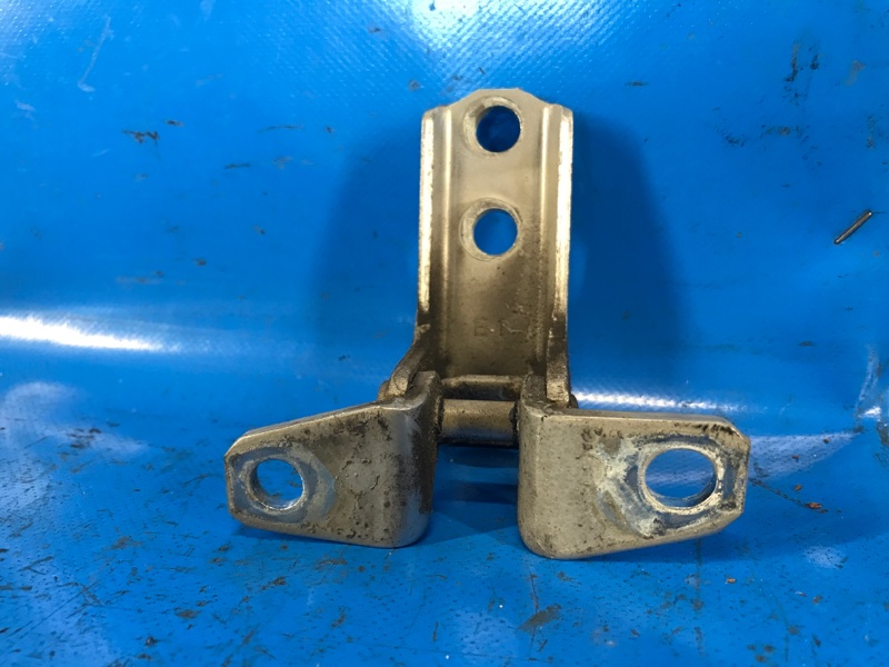 Петля двери нижняя задняя левая OUTLANDER XL 05-13 2011 2.4 4B12