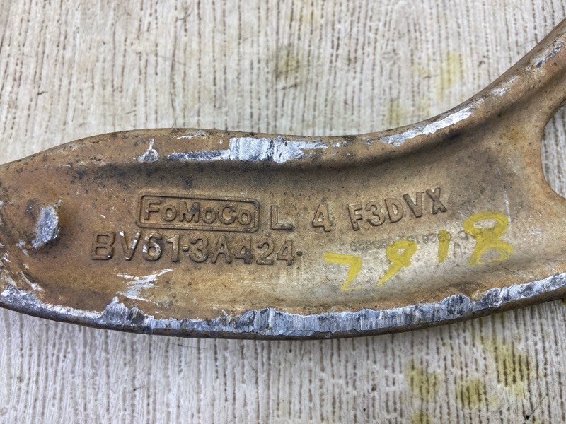 Рычаг передней подвески нижний левый FOCUS 10-18 2015 2.0 C20HDEX