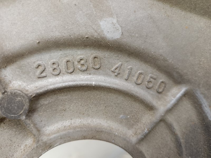 Крышка ГРМ AVENSIS 03-08