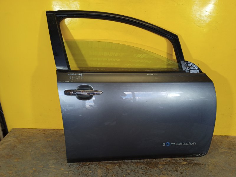 Дверь передняя правая NISSAN LEAF 18- 80152-3NF0A Б/У
