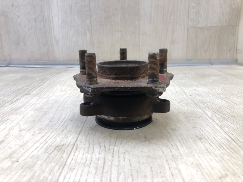 Ступица передняя NV200 USA 13-