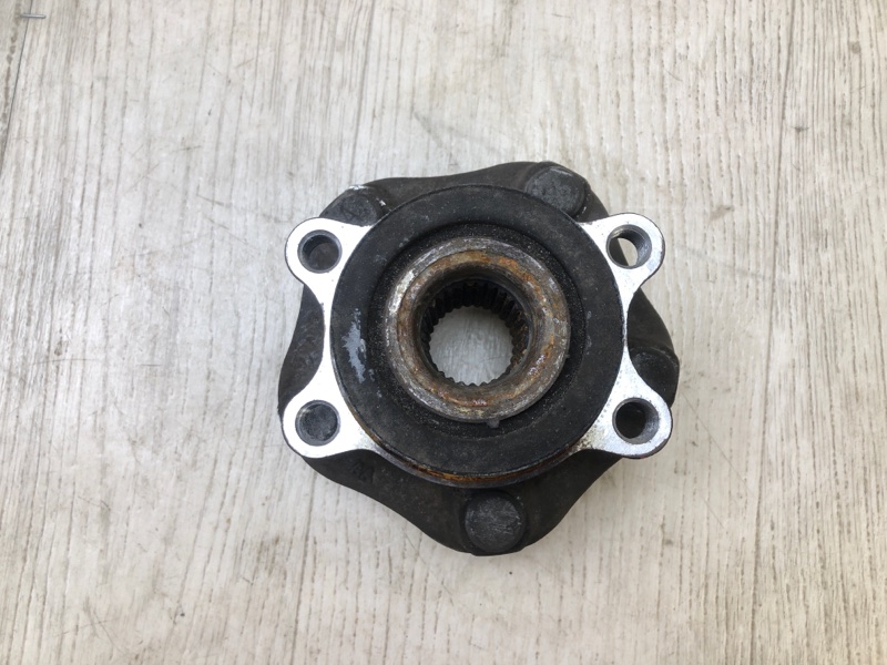 Ступица передняя NV200 USA 13-