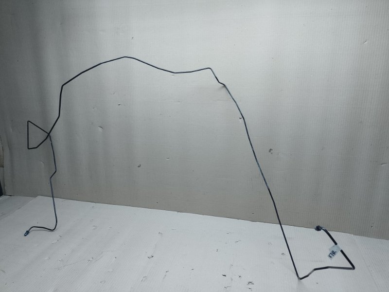 Запчасть трубка тормозная передняя правая MERCEDES GL-CLASS X164 06-12 2011 M273923 4.7L A 164 420 16 26 Б/У Трубка тормозная передняя правая MERCEDES GL-CLASS X164 06-12 2011 M273923 4.7L A 164 420 16 26 Б/У