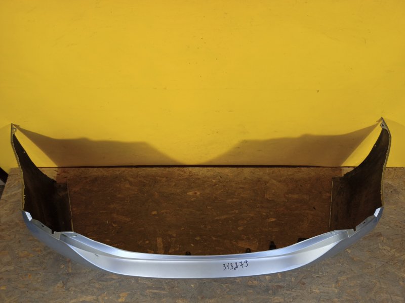 Бампер задний TOYOTA COROLLA 12-19 E180