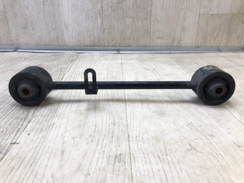 Рычаг задней подвески продольный правый GX470 02-09 2008 Внедорожник 4.7 2UZFE