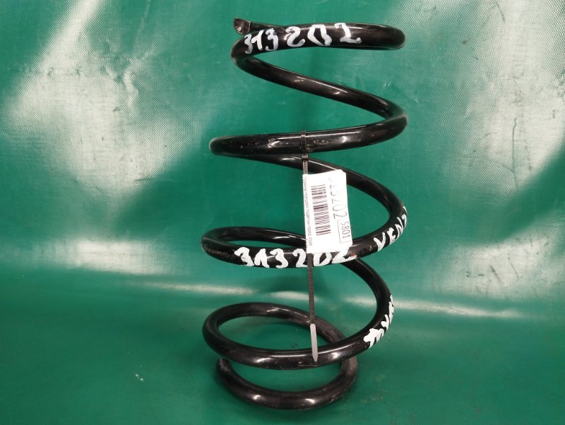 Пружина передней подвески передняя правая TOYOTA VENZA 09-16 2011 Внедорожник 3.5 2GR-FE 481310T040 Б/У
