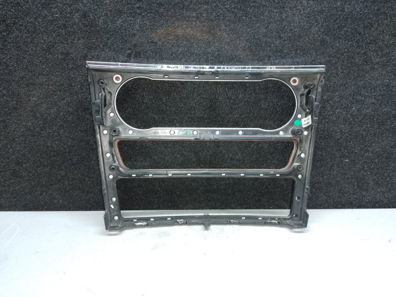 Консоль центральная GL-CLASS X164 06-12 2011 M273923 4.7L Консоль центральная GL-CLASS X164 06-12 2011 M273923 4.7L