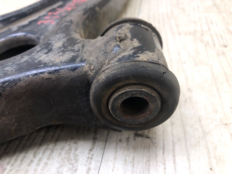 Рычаг передней подвески нижний правый OUTLANDER XL 05-13 2007 Внедорожник 3.0 6B31