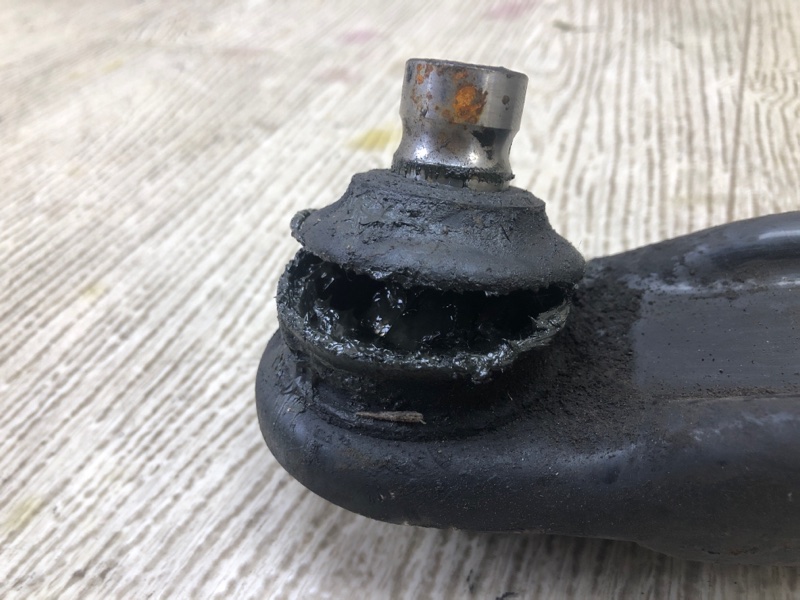 Рычаг передней подвески нижний правый OUTLANDER XL 05-13 2007 Внедорожник 3.0 6B31