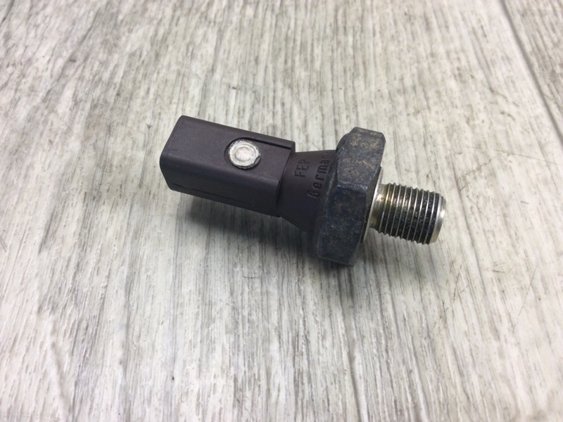 Датчик давления масла ДВС CAYENNE 02-07 2006 955 4.5i M48