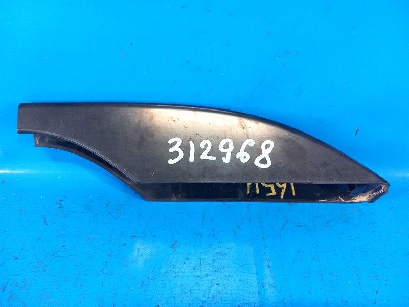 Заглушка рейлинга задняя правая MITSUBISHI OUTLANDER XL 05-13 2011 2.4 4B12 7661A038 Б/У