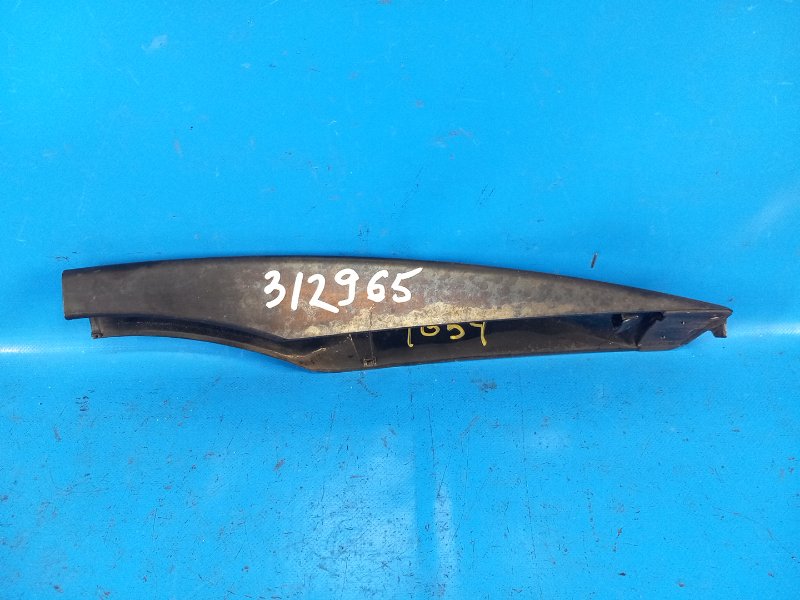 Заглушка рейлинга передняя левая MITSUBISHI OUTLANDER XL 05-13 2011 2.4 4B12 7661A107 Б/У