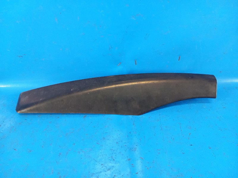 Заглушка рейлинга передняя левая OUTLANDER XL 05-13 2011 2.4 4B12