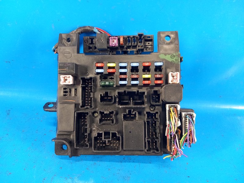 Блок предохранителей моторный отсек MITSUBISHI OUTLANDER XL 05-13 2011 2.4 4B12 8637A914 Б/У