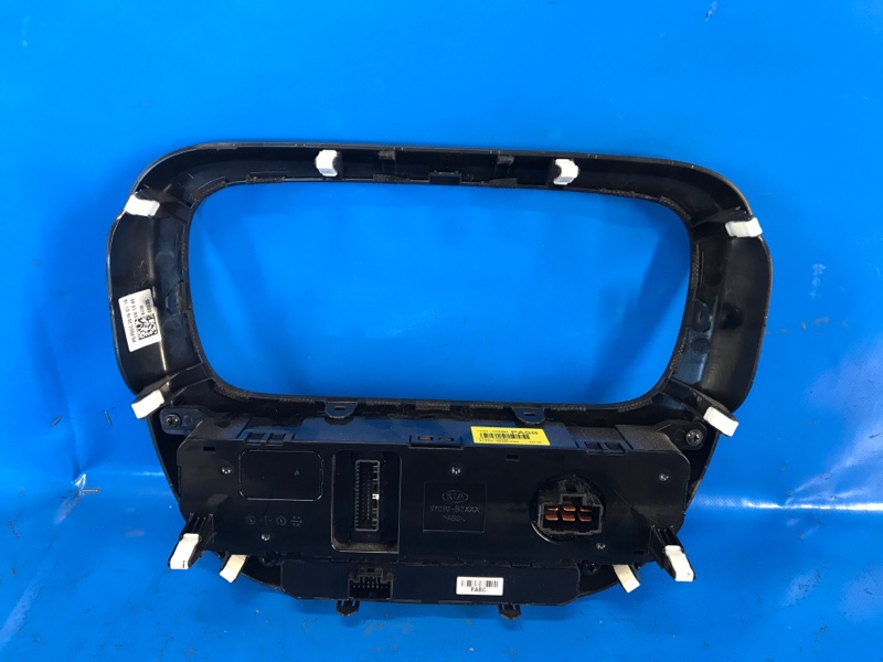 Накладка торпедо под магнитолу SOUL PS 13-19 2016 1.6 G4FD