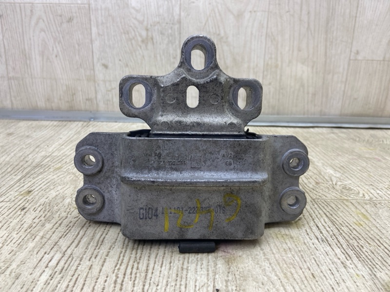 Подушка двигателя VOLKSWAGEN TIGUAN 08-17 2011 5N 2.0 CCTA 3C0 199 555 AE Б/У