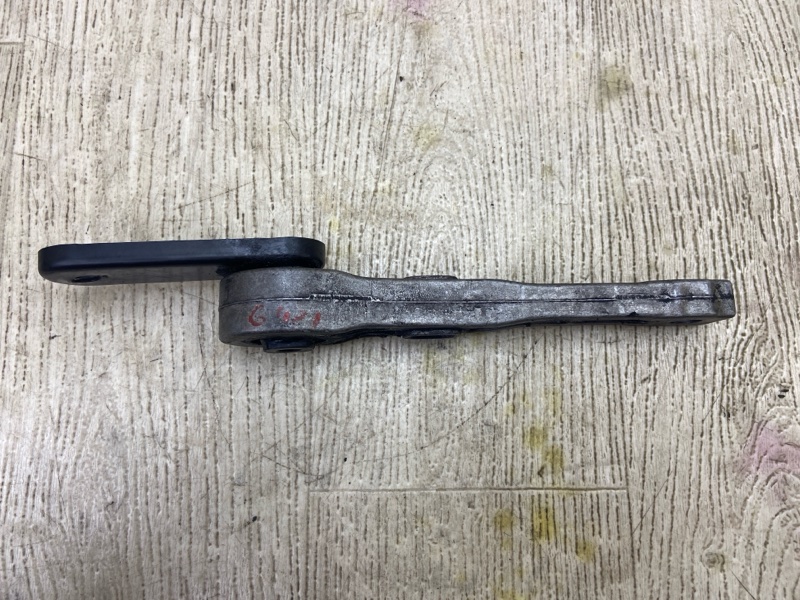 Подушка двигателя VOLKSWAGEN TIGUAN 08-17 5N 2.0 CCTA