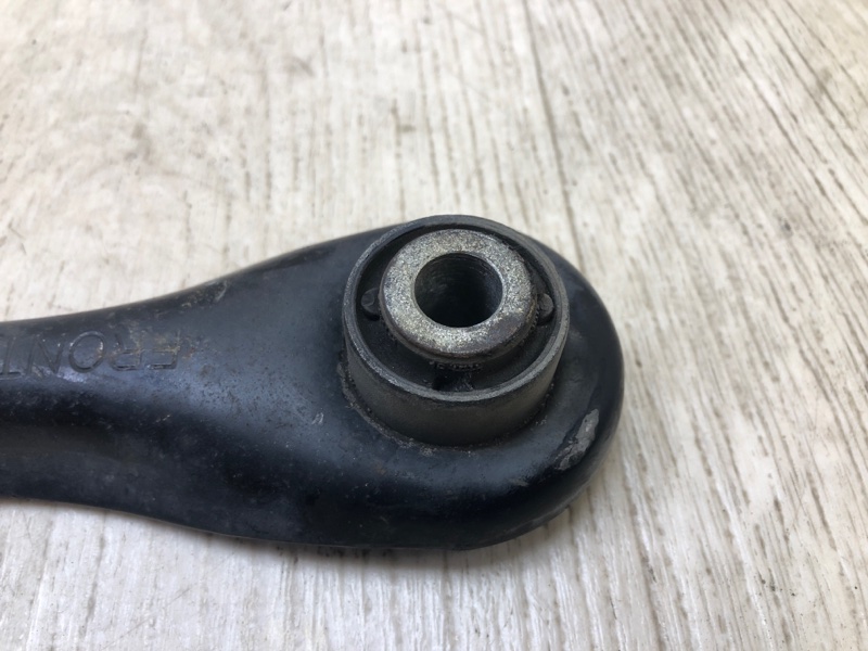 Рычаг задней подвески поперечный ESCAPE 12-19 2018 TM2 2.5 T25HDEX