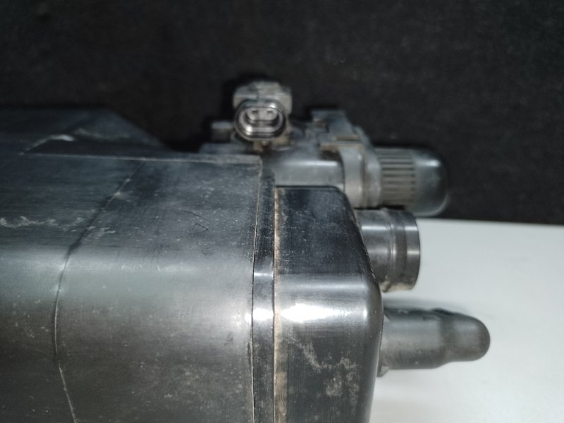 Абсорбер топливный GL-CLASS X164 06-12 2011 M273923 4.7L