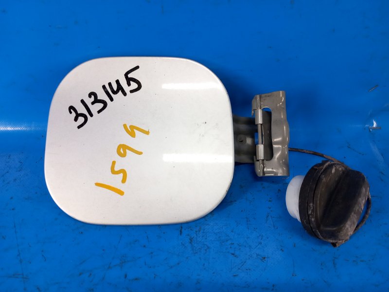 Лючок топливного бака NISSAN SENTRA B17 12-21 2015 B17 1.8 MRA8DE G88303RAMA Б/У